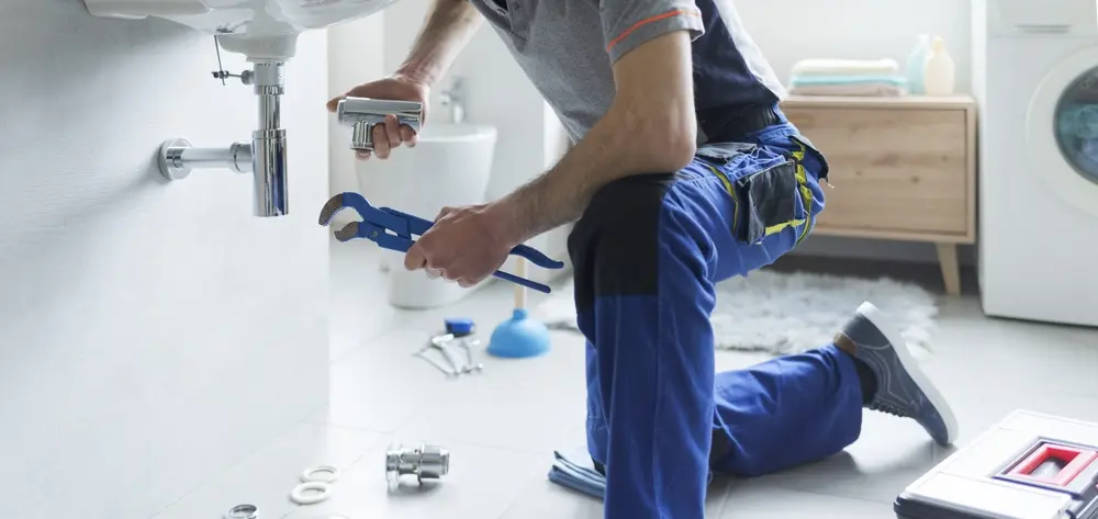 Professional plumber providing residential plumbing services in Wasaga Beach, ON
